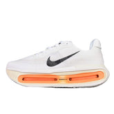 Tênis de Corrida Nike Air Zoom Vomero Premium Branco e Laranja