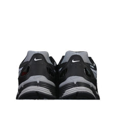 Tênis de Corrida Nike P-6000 Preto e Cinza