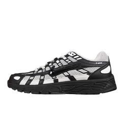 Tênis de Corrida Nike P-6000 Preto e Branco