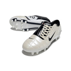 Chuteira Campo FG Nike Total 90 III Bege e Preta