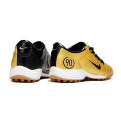 Chuteira Society TF Nike Total 90 III Dourada e Preta