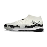 Chuteira Society TF Puma Future 8 Branca e Preta