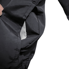 Corta Vento Nike Preto e Branco - VN Esportes