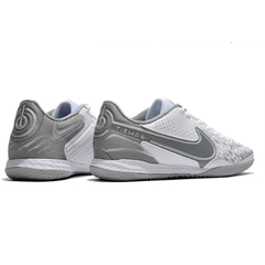 Chuteira Nike Tiempo 9 Legend IC Branca e Cinza - VN Esportes
