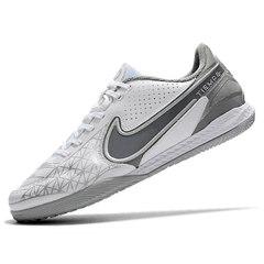 Chuteira Nike Tiempo 9 Legend IC Branca e Cinza - VN Esportes