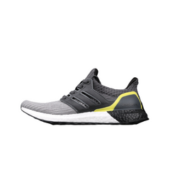 Tênis Adidas Ultraboost Light Cinza e Branco