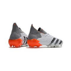 Chuteira Campo FG Adidas Predator Freak.1 Branca Spark