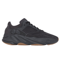 Tênis Casual Adidas Yeezy Boost 700V2 Utility Preto