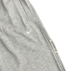 Pantalones para clima frío de Nike en gris y blanco