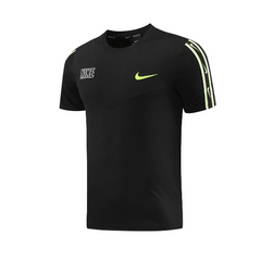 Camiseta Dry-FIT Nike Preta e Verde