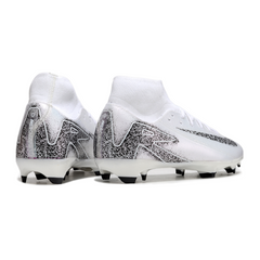 Botas de fútbol Nike Air Zoom Mercurial Superfly 10 Academy FG en color blanco y negro