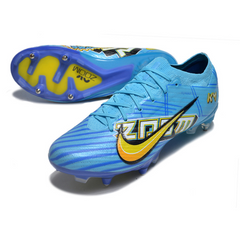 Chuteira Campo Nike Zoom Mercurial Vapor 15 Elite SG Ponta de Aluminio Mbappe Comic Pack - VENI Futebol