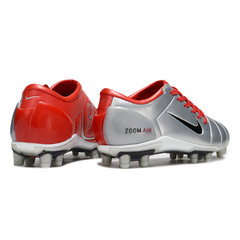 Chuteira Campo Nike Total 90 III FG Cinza e Vermelha