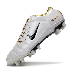 Chuteira Campo Nike Total 90 III FG Branca e Dourada
