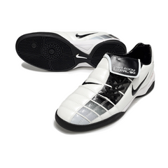 Chuteira Futsal Nike Air Zoom Total 90 III IC Branca e Preta
