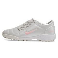 Chuteira Society Nike Total 90 III TF Prata e Rosa