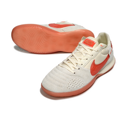 Botas de fútbol sala Nike Streetgato IC beige y rojo