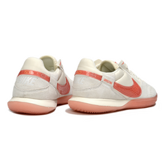 Botas de fútbol sala Nike Streetgato IC beige y rojo