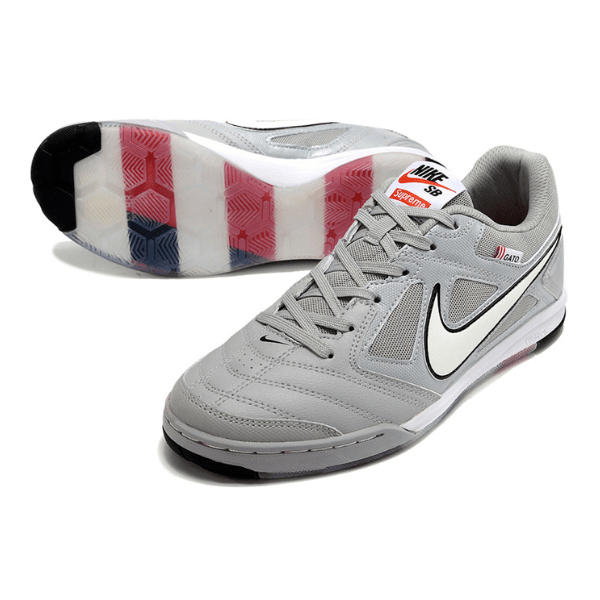 Chuteira Futsal Nike SB Gato X Supreme IC Cinza e Branca - VENI Futebol