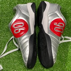Chuteira Futsal Nike Total 90 III IC Prata e Vermelho Tamanho 40