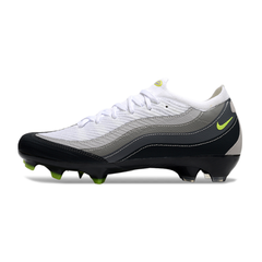 Chuteira Infantil Campo Nike Air Zoom Mercurial Vapor 16 Elite FG Air Max Plus 95 Branca e Cinza Pack