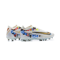 Chuteira Infantil Campo Nike Phantom GX Elite FG Kane Branca Pack - VENI Futebol