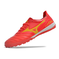 Botas de fútbol Mizuno Morelia Neo III Pro TF Society en rojo y amarillo