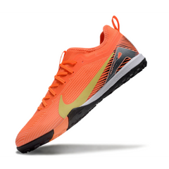 Botas de fútbol Nike Zoom Mercurial Superfly 10 Pro TF en color naranja y amarillo