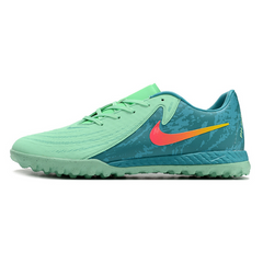 Chuteira Society Nike Phantom GX2 Academy TF Vortex Pack