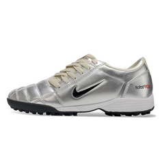 Chuteira Society Nike Total 90 III TF Prata e Bege