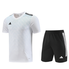 Conjunto Adidas Camiseta + Short Branca e Preta