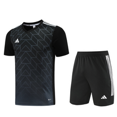 Conjunto Adidas Camiseta + Short Preta