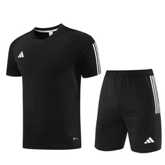 Conjunto Adidas Camiseta + Short Preta