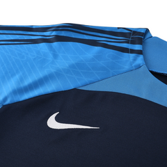 Conjunto de Treino Nike Azul-Escuro com Camiseta e Shorts