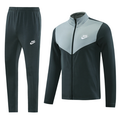 Conjunto de chaqueta y pantalón Nike verde y gris para clima frío