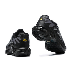 Tênis Casual Nike Air Max Plus TN Preto e Cinza