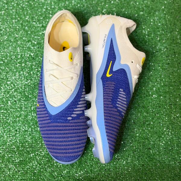Chuteira Campo FG Nike Phantom 6 Elite Pack Fear Nothing - Tamanho 44 EUR