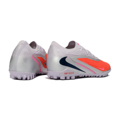 Chuteira Society TF Nike Phantom 6 Pro Pack Alexia Putellas Infantil