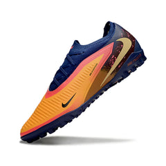 Chuteira Society TF Nike Phantom 6 Pro Pack Erling Haaland Infantil