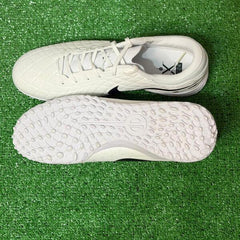Chuteira Society TF Nike Tiempo 10 Legend Pro Branco - Tamanho 44,5 EUR