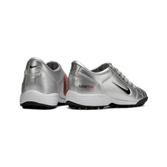 Chuteira Society TF Nike Total 90 III Prateada Infantil