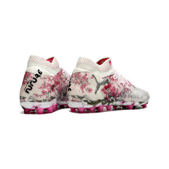 Chuteira Campo Sintético AG Puma Future 8 Branca e Rosa