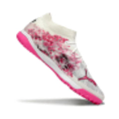 Chuteira Society TF Puma Future 8 Branca e Rosa