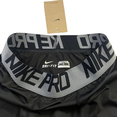 Calça Segunda Pele Cortada Nike Preta