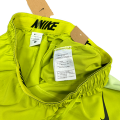 Pantalones cortos Nike verde lima