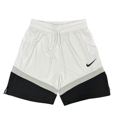 Pantalones cortos Nike blancos, grises y negros