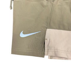 Pantalones cortos Nike marrones