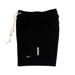 Pantalones cortos Nike en blanco y negro