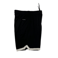 Pantalones cortos Nike en blanco y negro