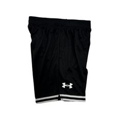 Pantalones cortos blancos y negros de Under Armour 